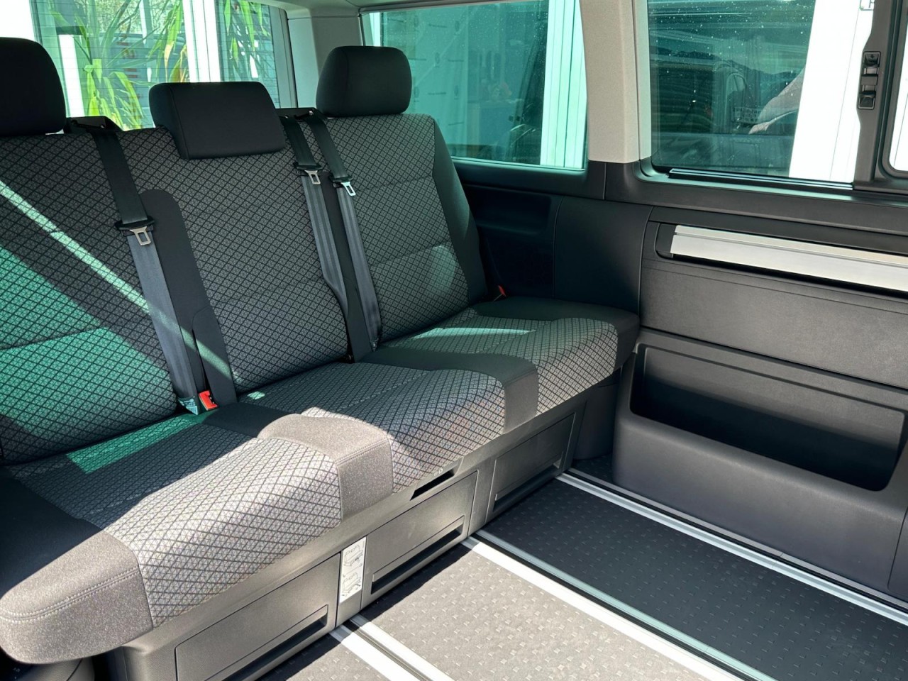 T6 California T 6.1 Beach Camper Edition 2,0 TDI DSG (Navi+RearView)