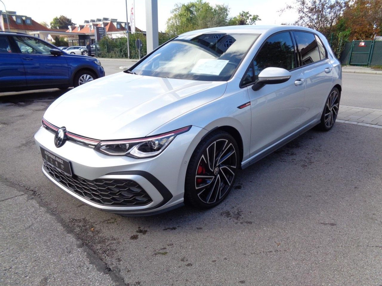 Golf VIII GTI 2,0 TSI DSG (DCC+LED+Navi+RearView)