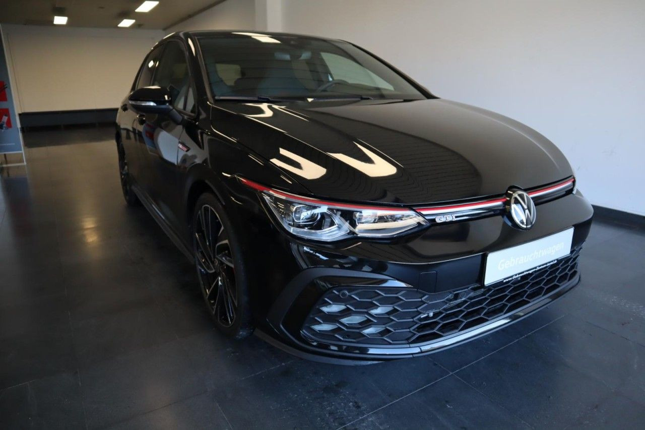 Golf VIII GTI 2,0 TSI DSG (AHK+LED+Navi)