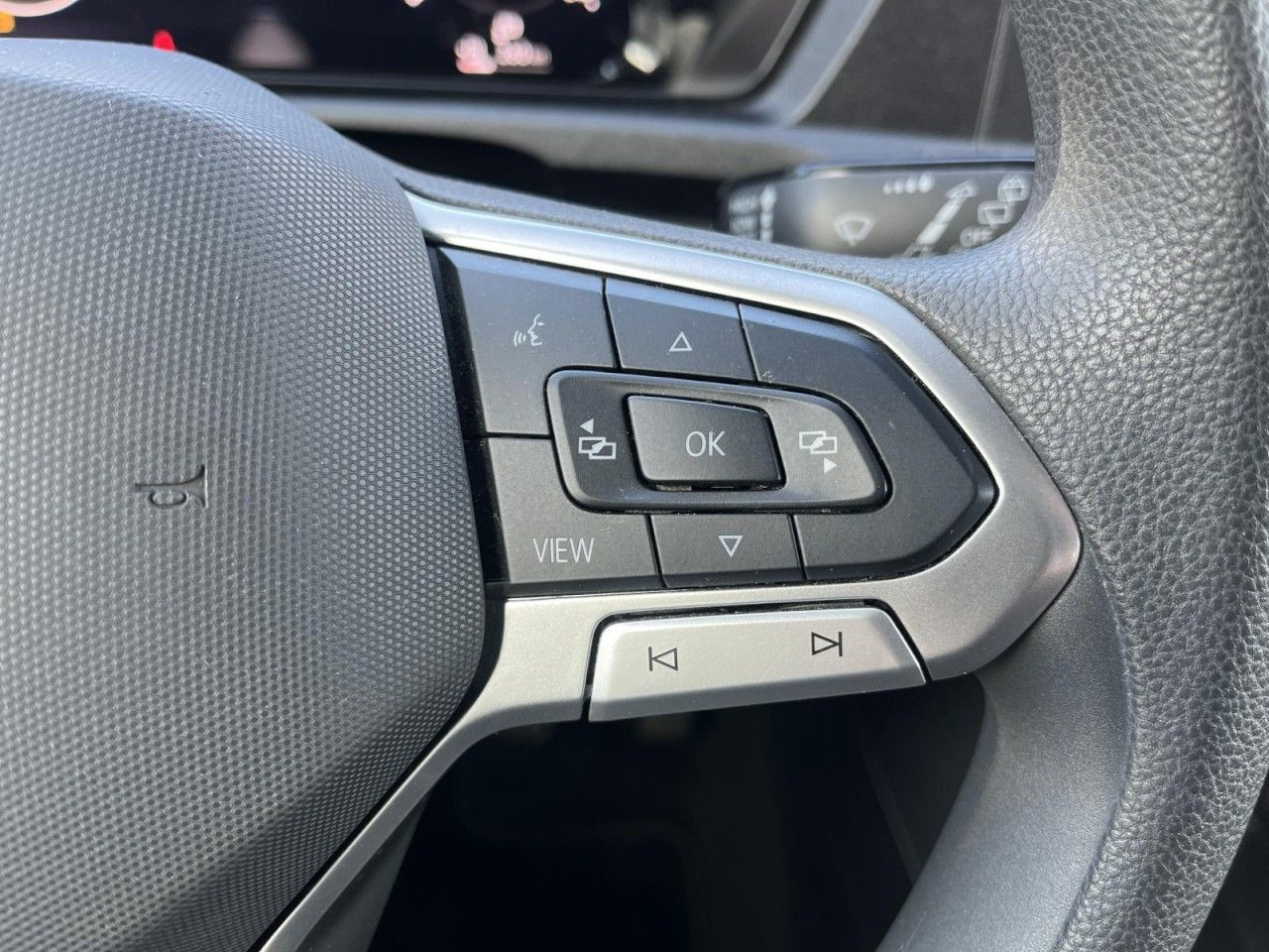Caddy Maxi Life 2.0 TDI (7-Sitzer,RearView,PDC,Cockpit Pro)