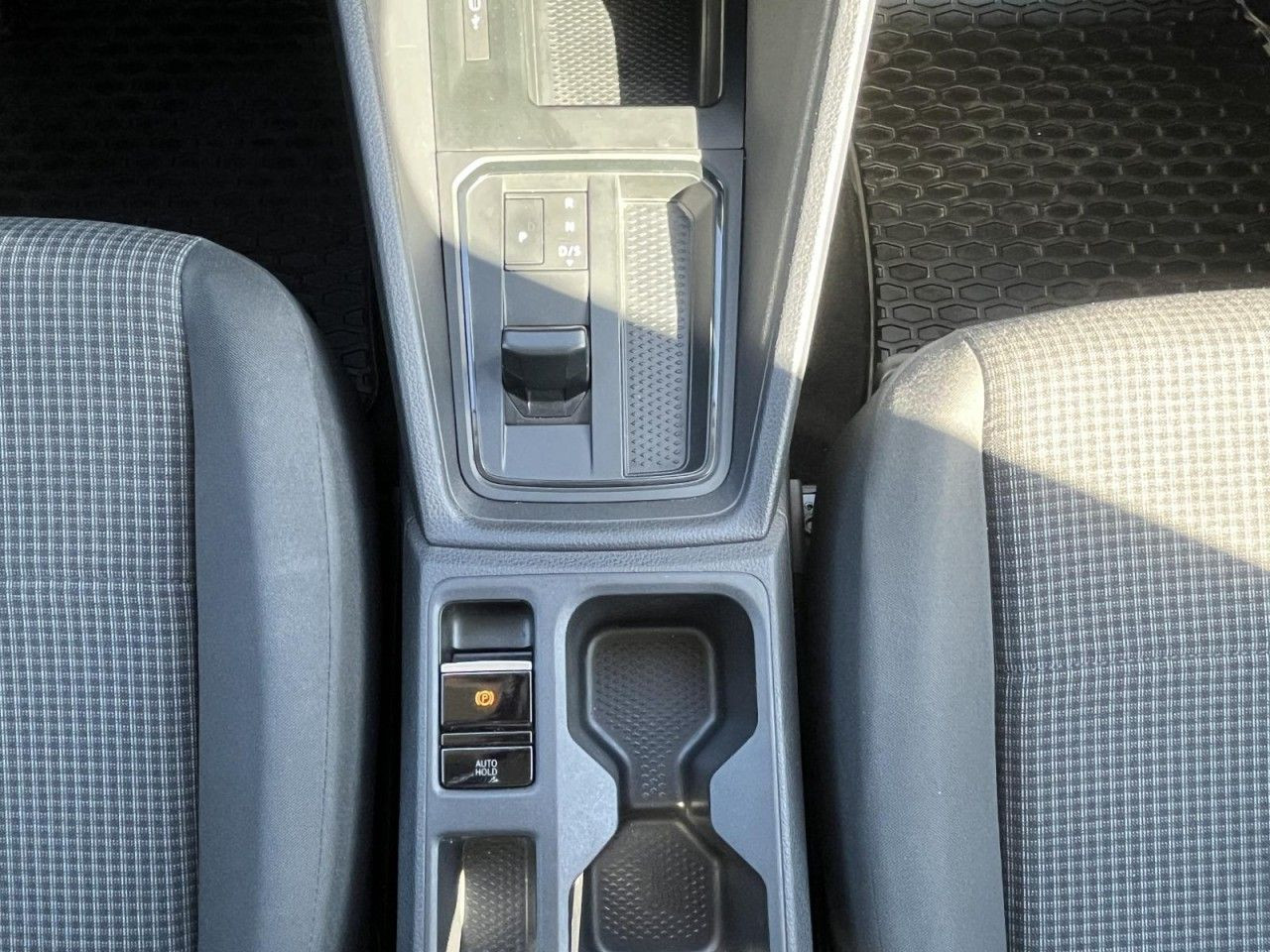 Caddy Maxi Life 2.0 TDI DSG (R-Kamera+FrontAssist)