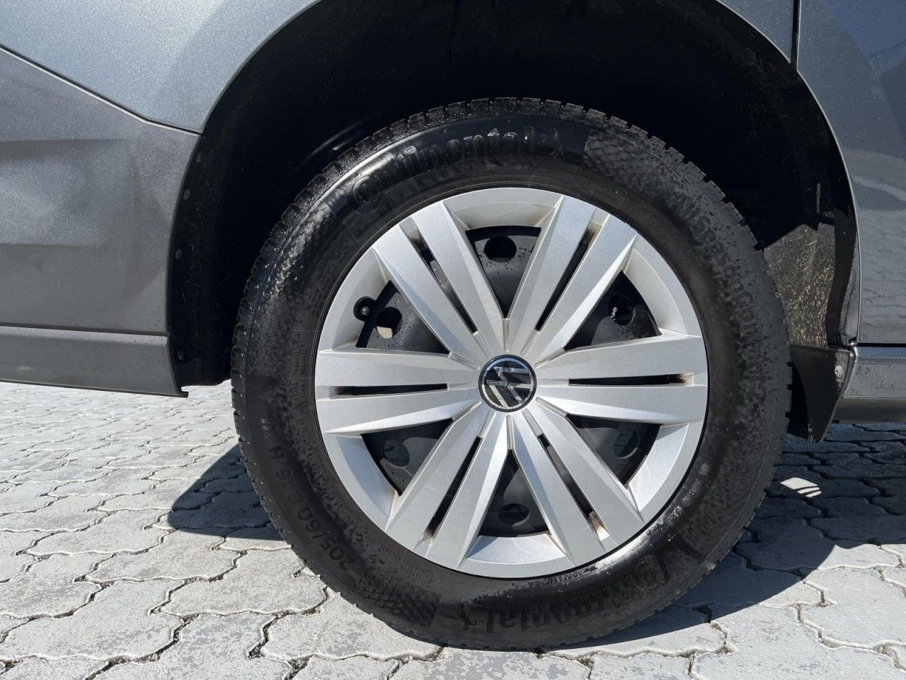 Caddy Maxi Life 2.0 TDI DSG (R-Kamera+FrontAssist)