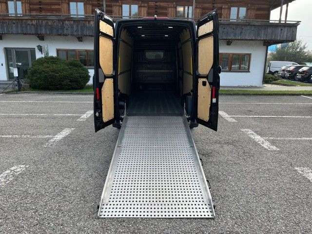 Crafter Kasten LR HD 2,0 TDI (Laderampe+AHK+Standhzg.)
