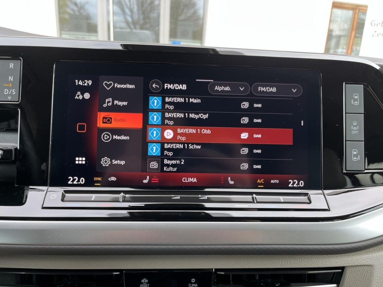 T7 Multivan 2,0 TDI DSG Life KÜ (IQLight+Navi+Standhzg.)