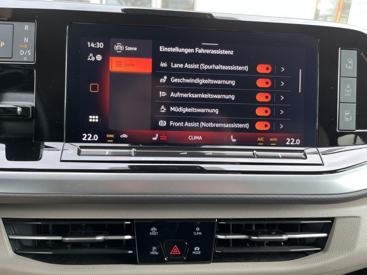 T7 Multivan 2,0 TDI DSG Life KÜ (IQLight+Navi+Standhzg.)