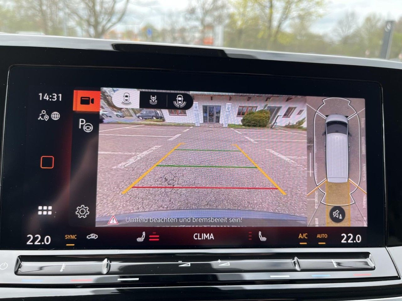 T7 Multivan 2,0 TDI DSG Life KÜ (IQLight+Navi+Standhzg.)
