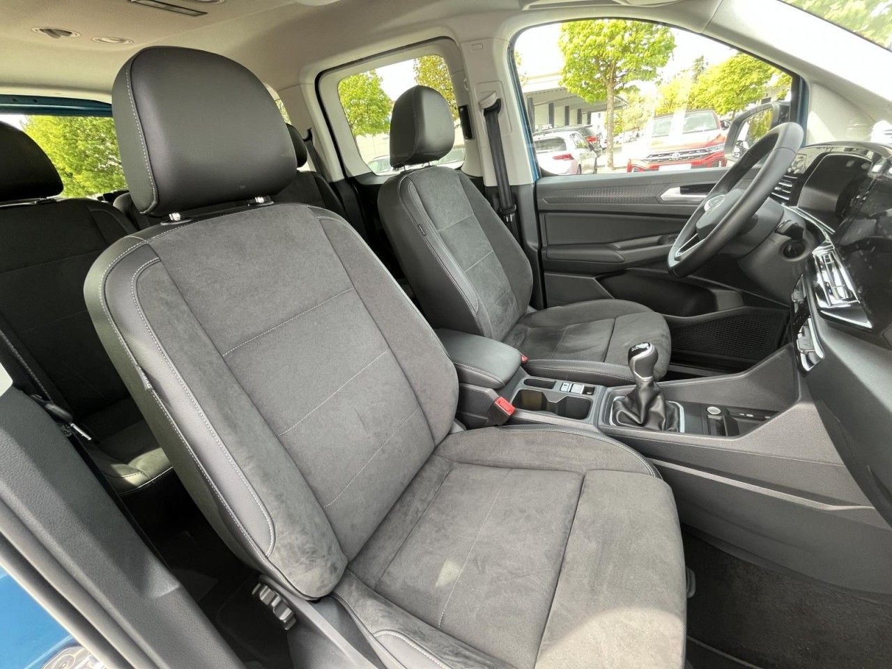 Caddy 7- Sitzer Style 1,5 TSI (LED+AHK+RearView+Standh.)