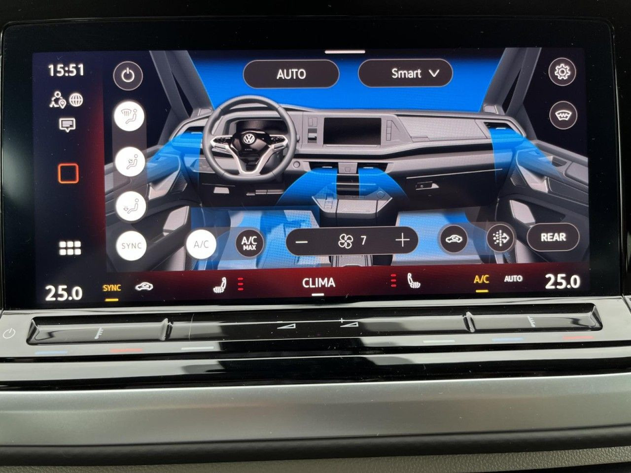 T7 Multivan 2,0 TDI DSG Life KÜ (IQ.Light+AHK+Sitzhzg.)