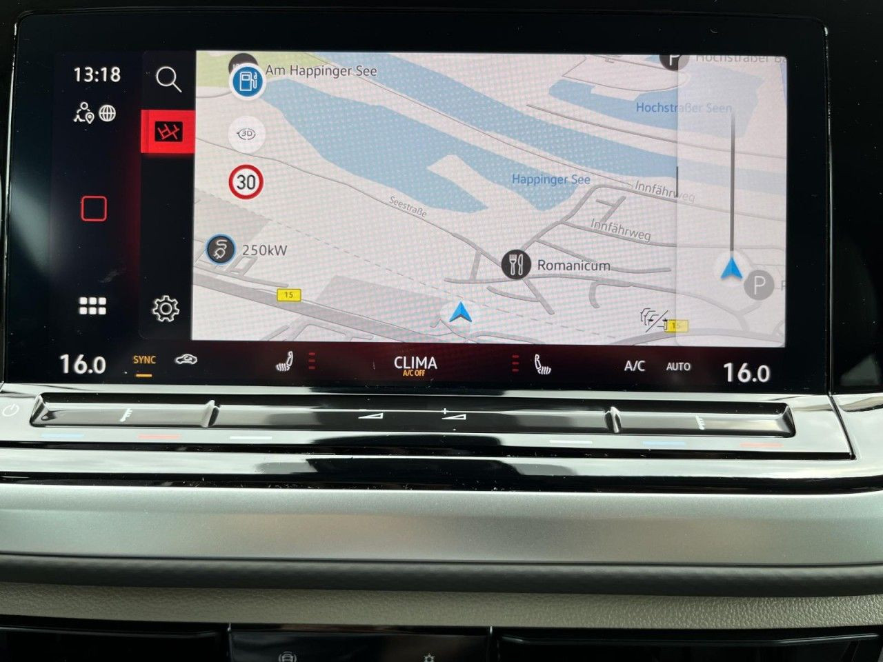 T7 Multivan 2,0 TDI DSG Life KÜ (IQ.Light+AHK+Standhzg.)