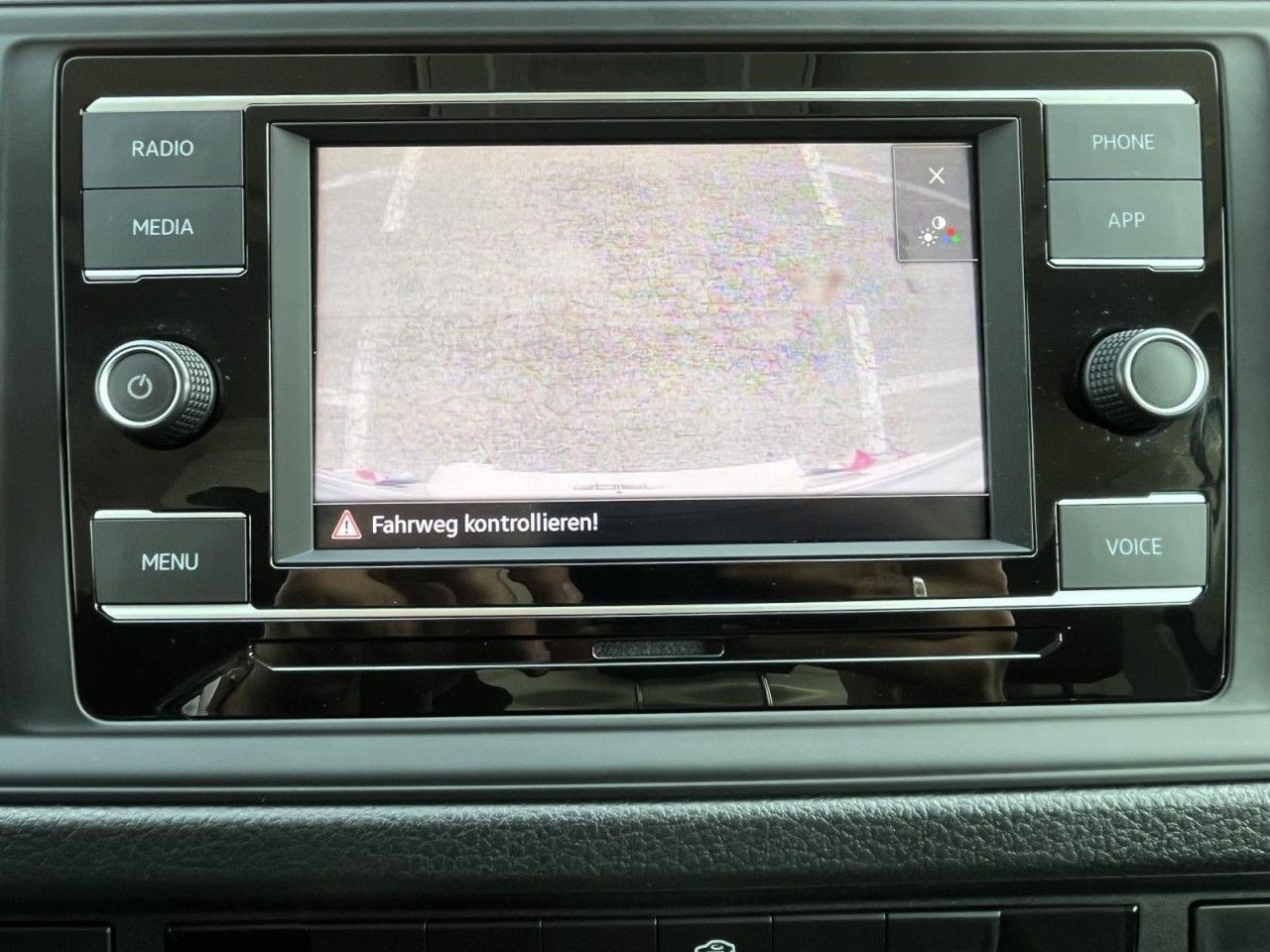 Crafter 35 EK MR Kofferaufbau Spier LBW 2,0 TDI (RearView)
