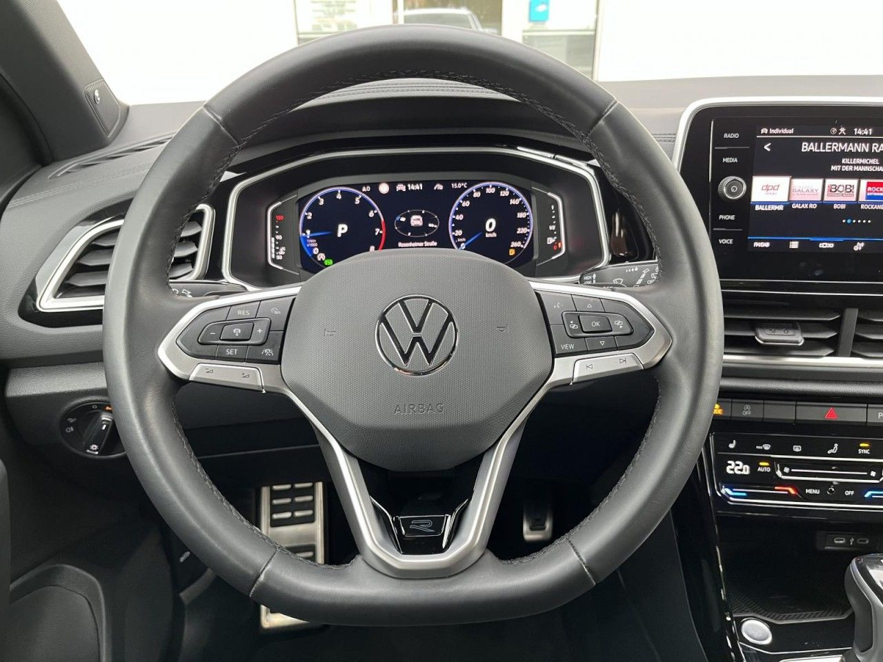 T-Roc 1,5 TSI DSG R-Line (LED+Navi+RearView)