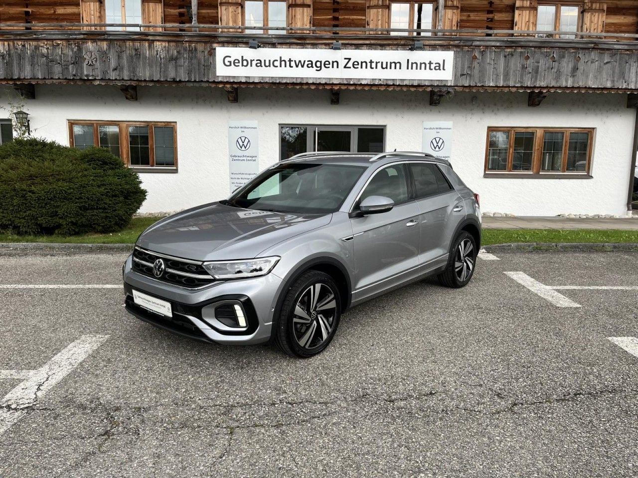 T-Roc 1,5 TSI DSG R-Line (LED+Navi+RearView)