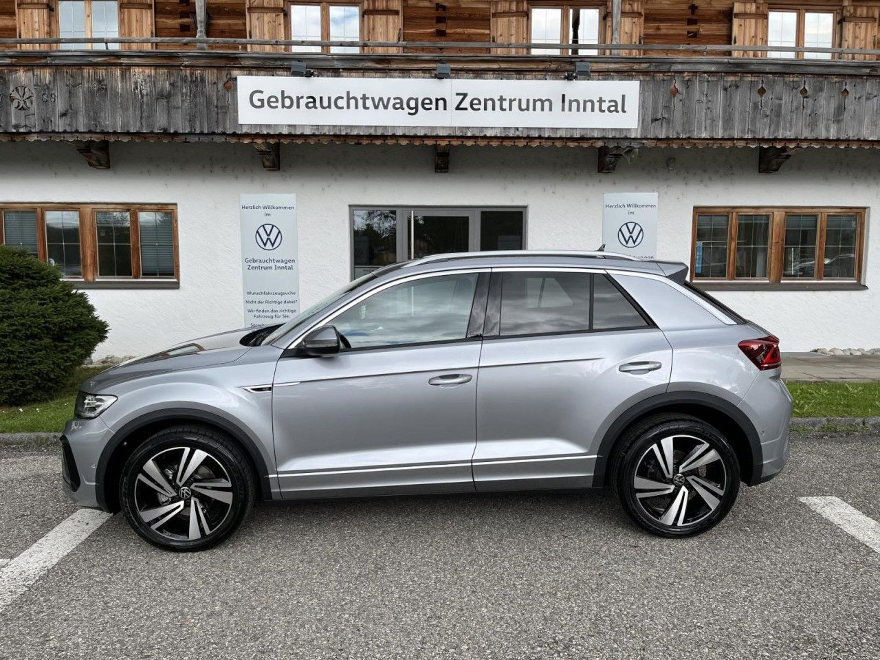 T-Roc 1,5 TSI DSG R-Line (LED+Navi+RearView)