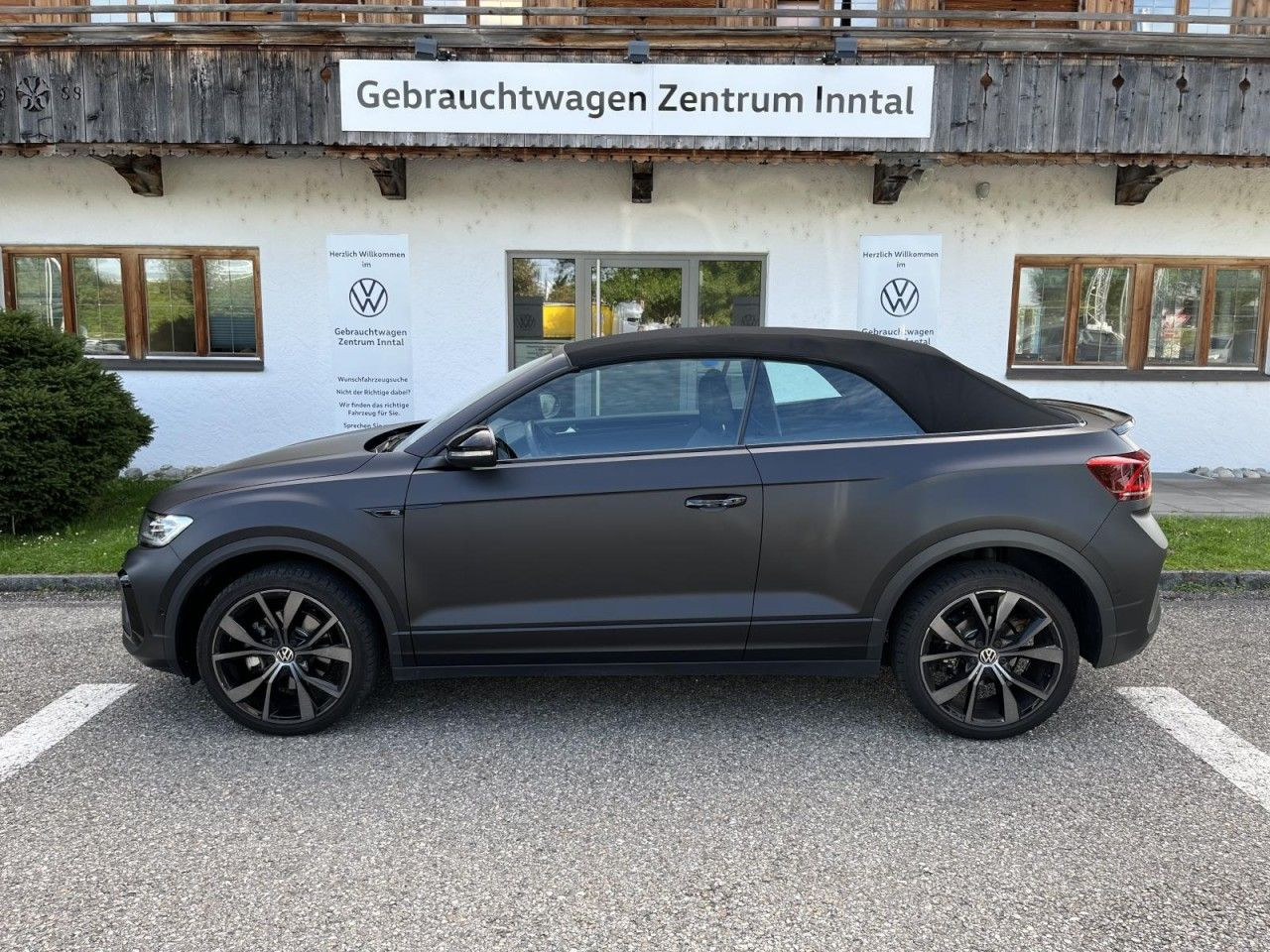 T-Roc Cabriolet 1,5 TSI DSG EDITION BLACK PLUS DSG (Leder+Navi+DCC+AHK)