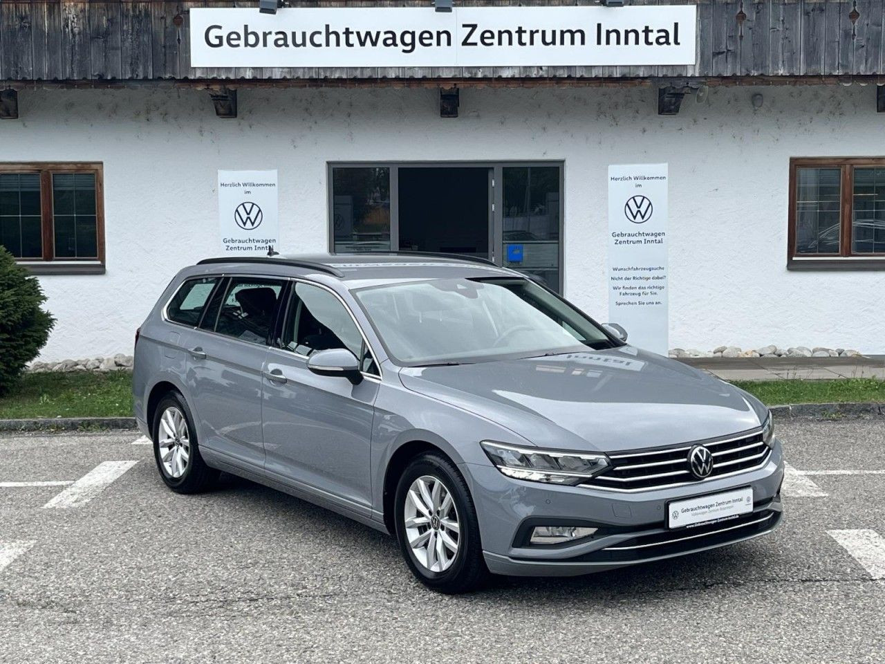 Passat Variant 2,0 TDI Business (LED+Navi+RearView)