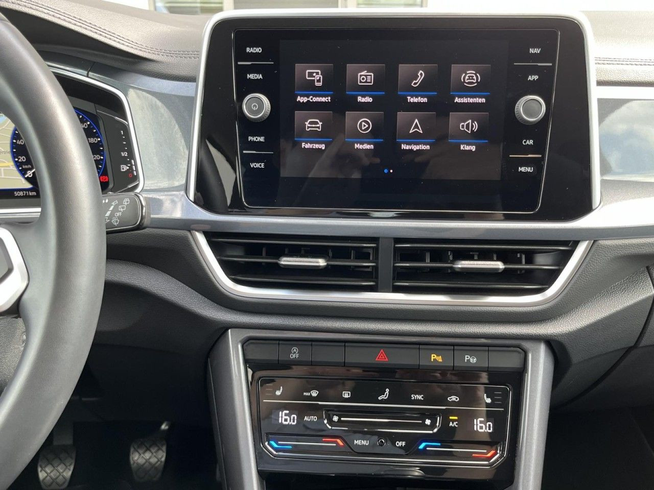 T-Roc 1,5 TSI Style (IQ.Light+Navi+Keyless)