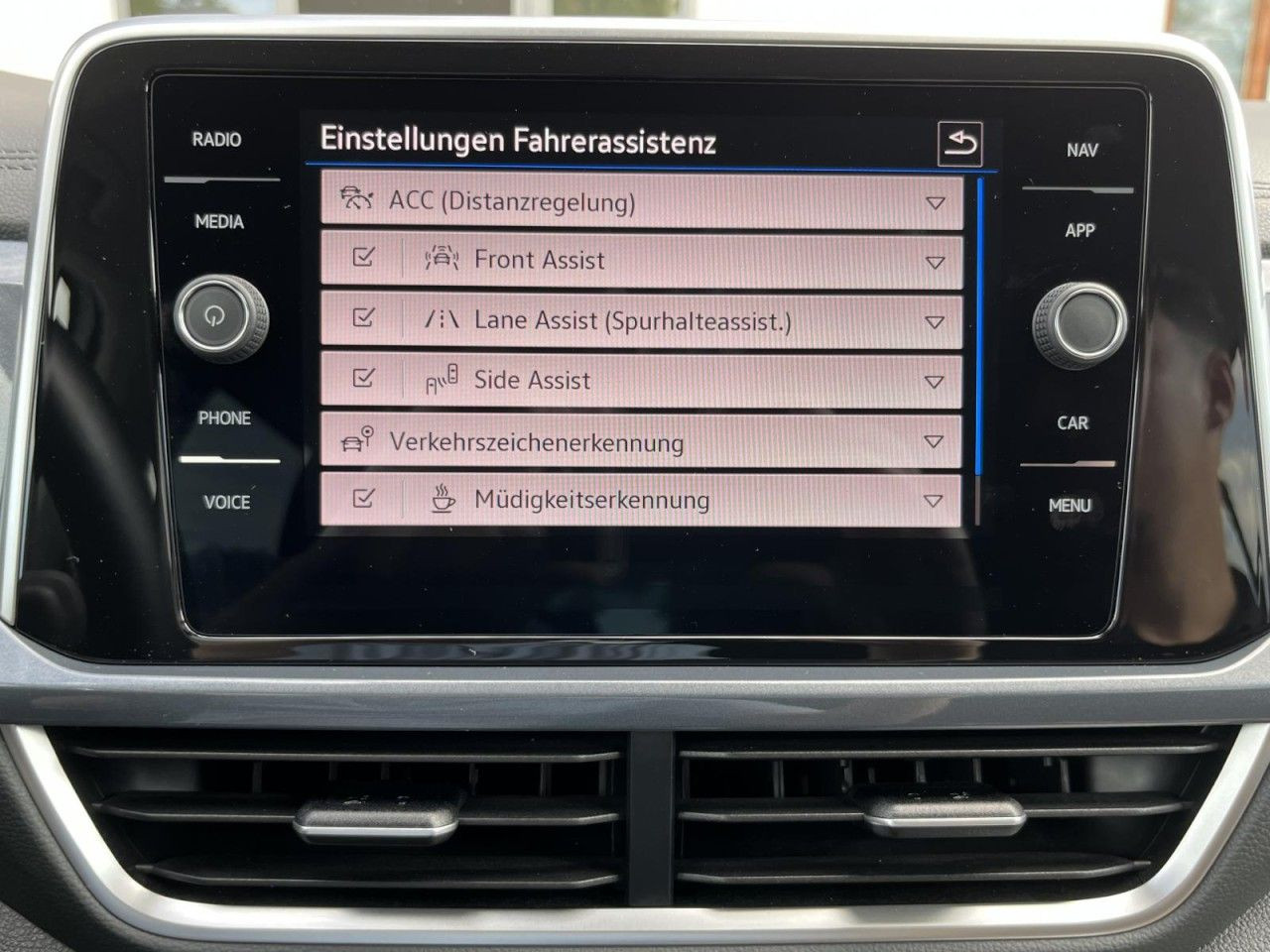 T-Roc 1,5 TSI Style (IQ.Light+Navi+Keyless)