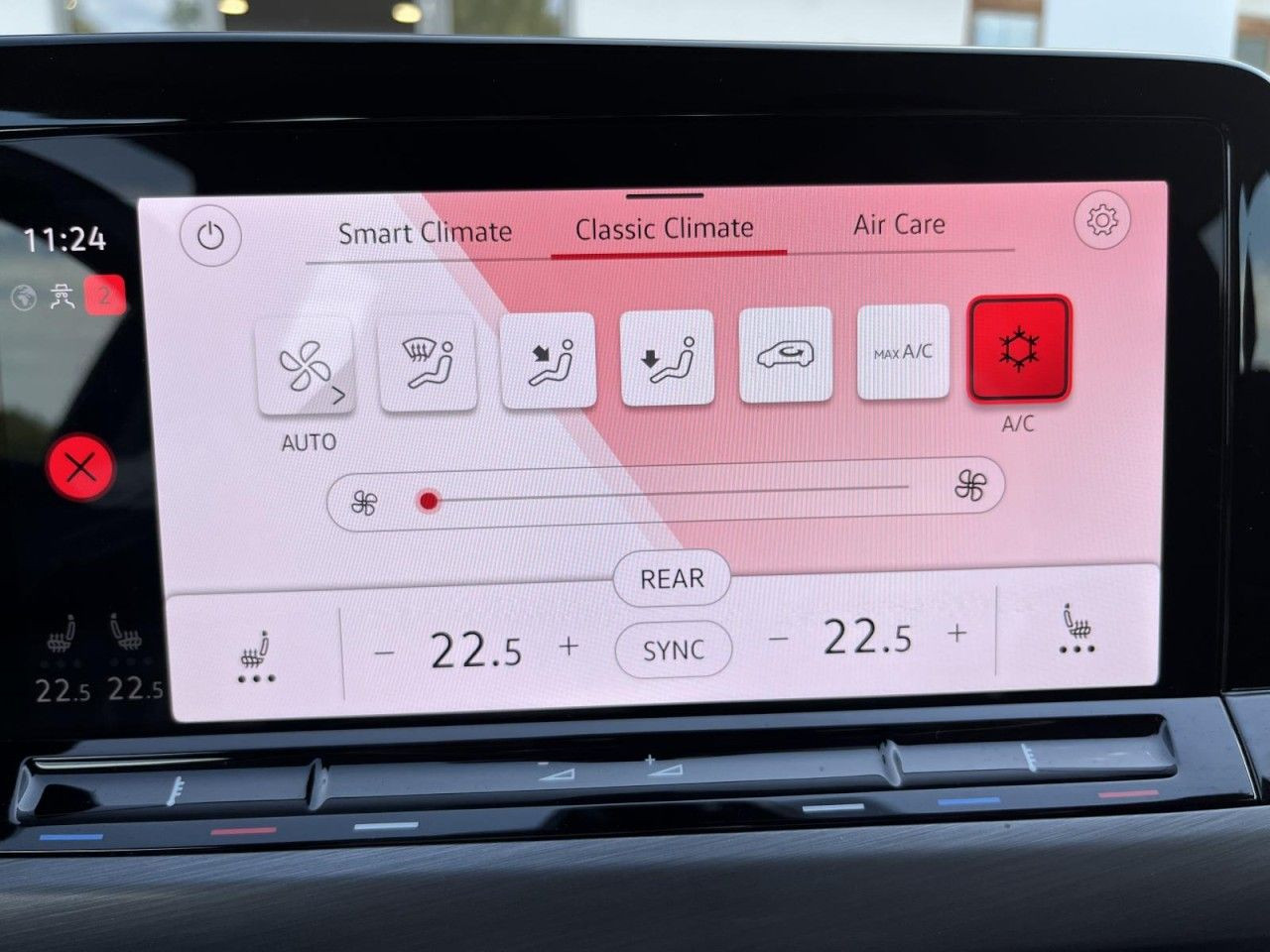Golf VIII 1,5 TSI Style (AHK+Head-up+Navi)