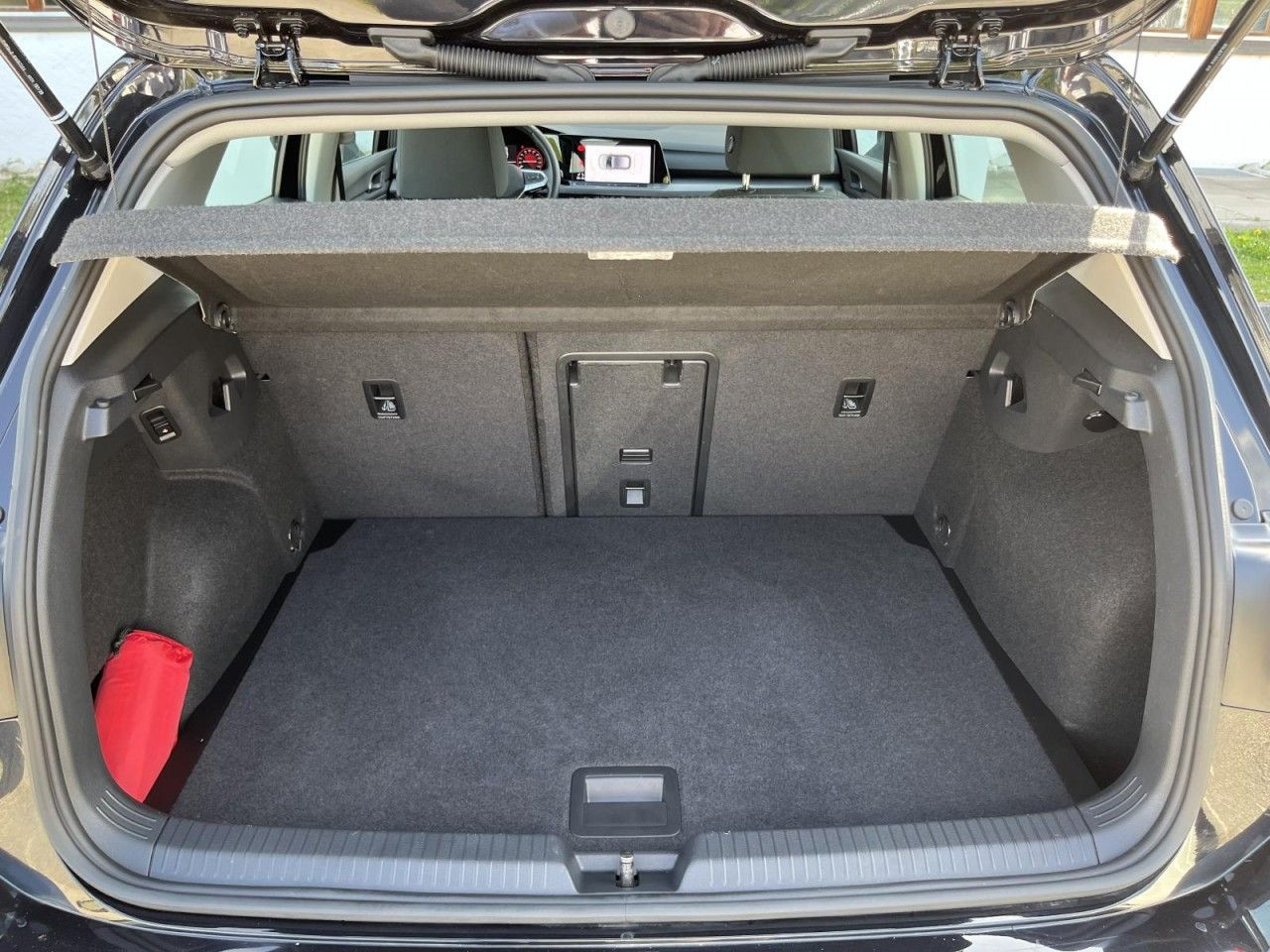 Golf VIII 1,5 TSI Style (AHK+Head-up+Navi)