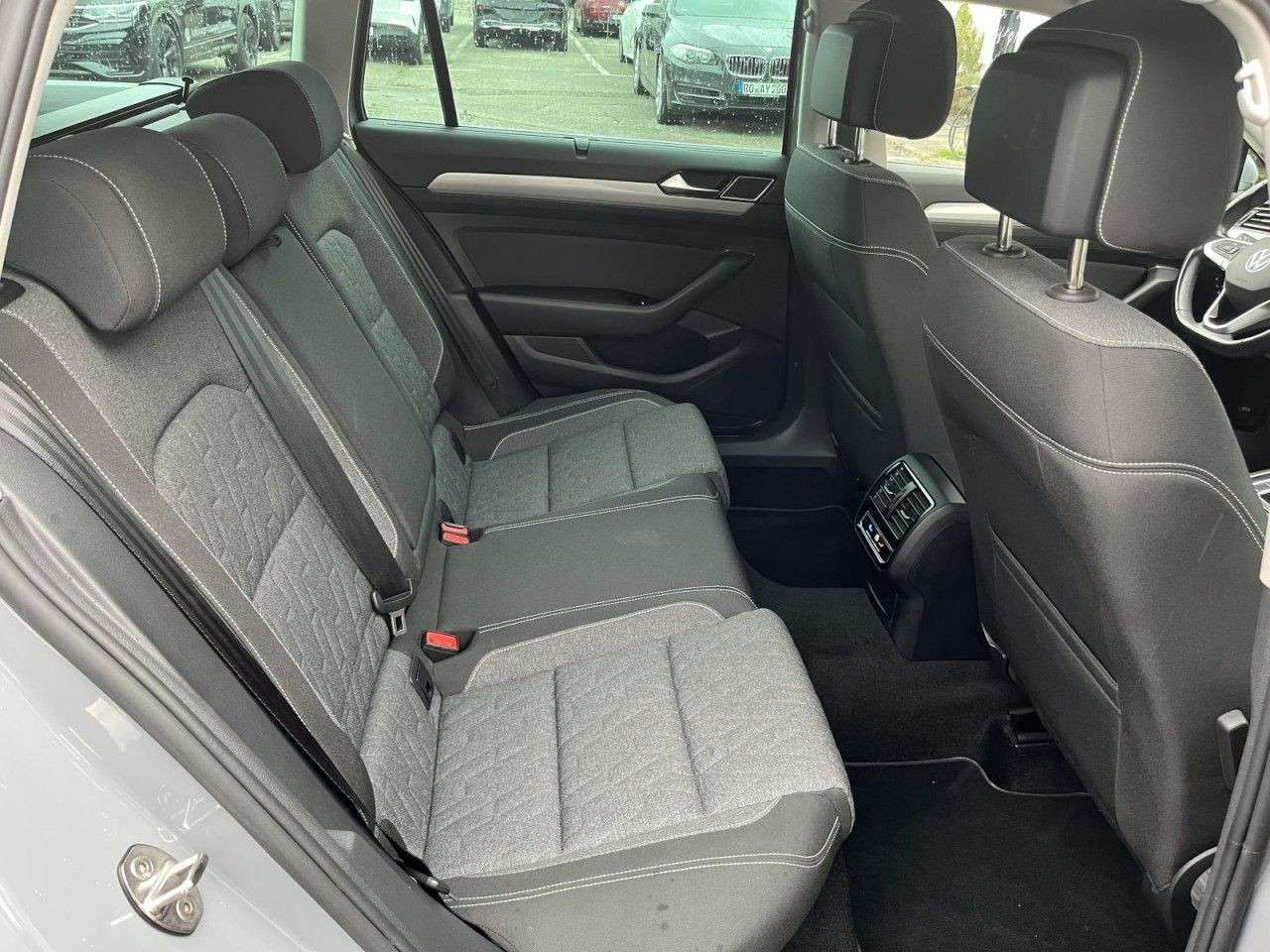 Passat Variant 2,0 TDI DSG Business (LED+Sitzhzg.+ ACC)