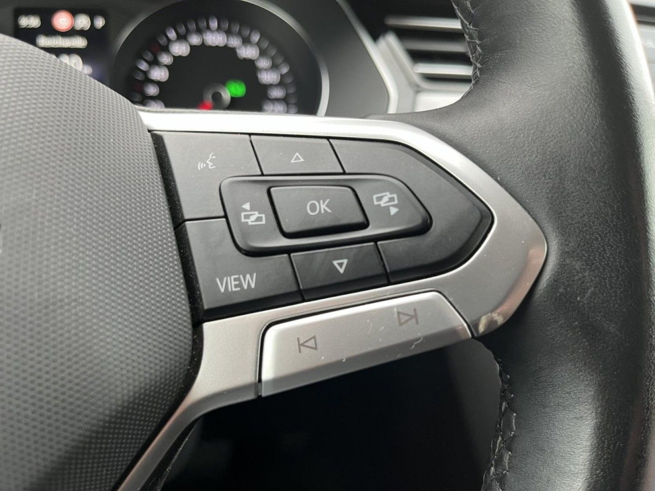 Passat Variant 2,0 TDI DSG Business (LED+Sitzhzg.+ ACC)
