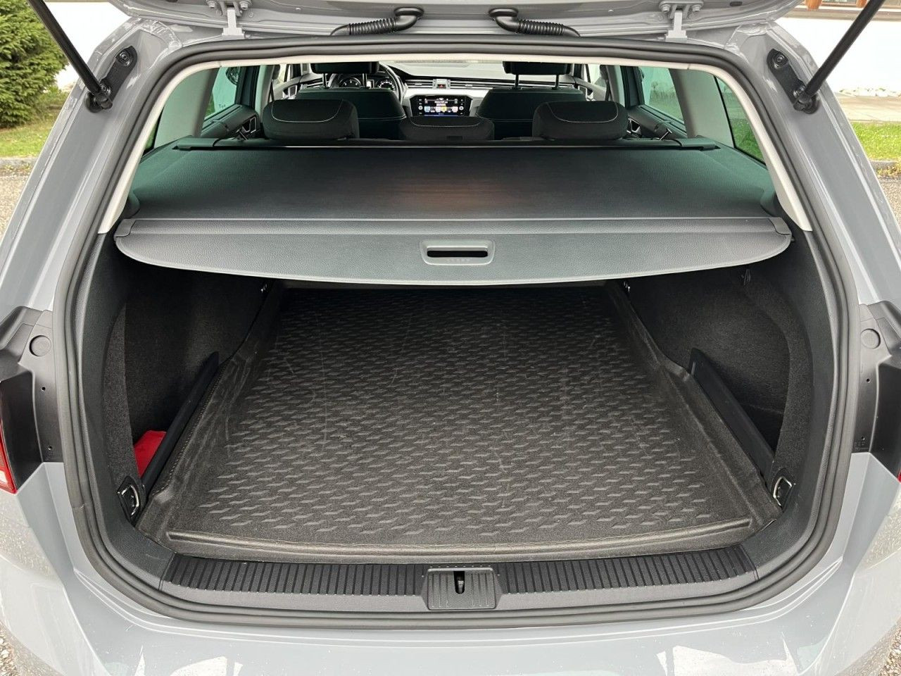 Passat Variant 2,0 TDI DSG Business (LED+Sitzhzg.+ ACC)