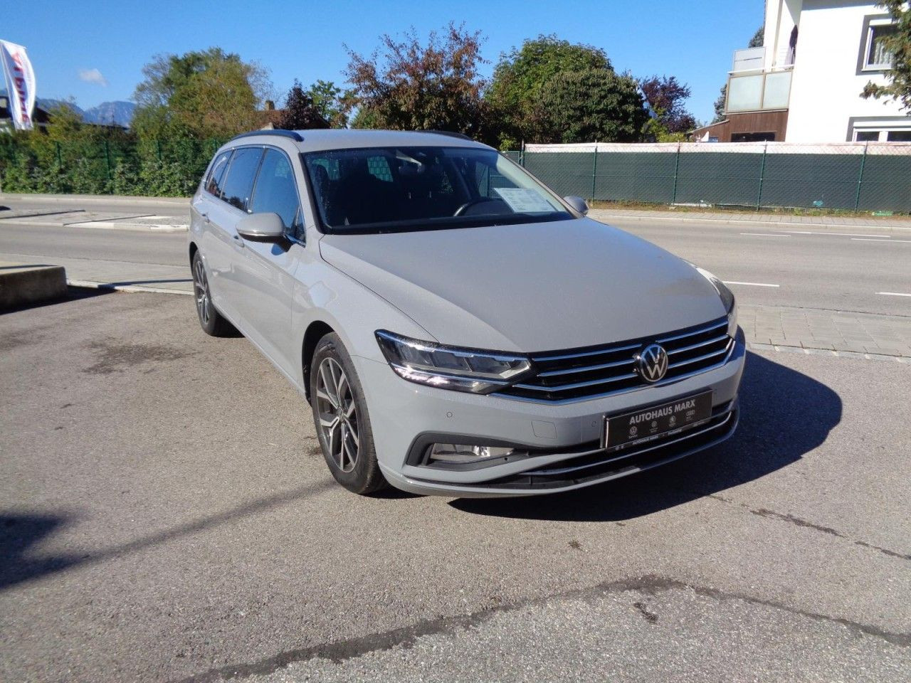 Passat Variant 1,5 TSI DSG Business (LED+Sitzhzg.+ACC)