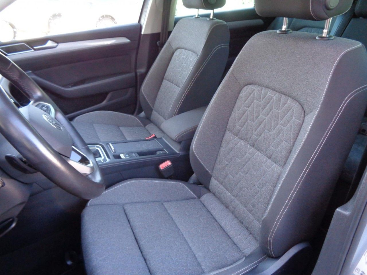 Passat Variant 1,5 TSI DSG Business (LED+Sitzhzg.+ACC)
