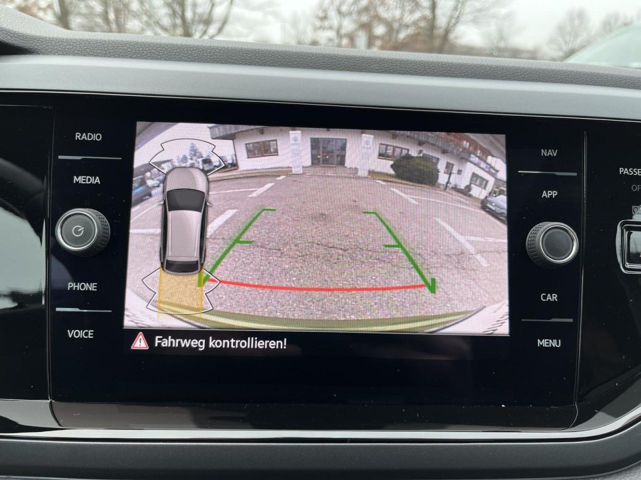 Taigo 1,5 TSI DSG R-Line (Pano+Navi)