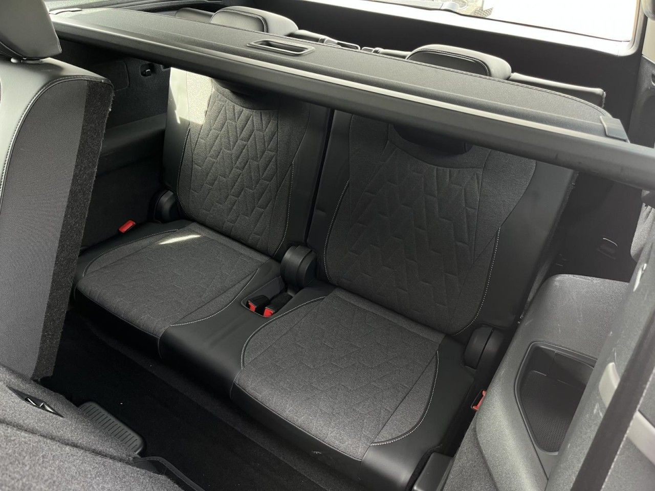 Tayron 2,0 TDI DSG Life 4Motion 7-Sitze (AHK+IQLight+RearView)