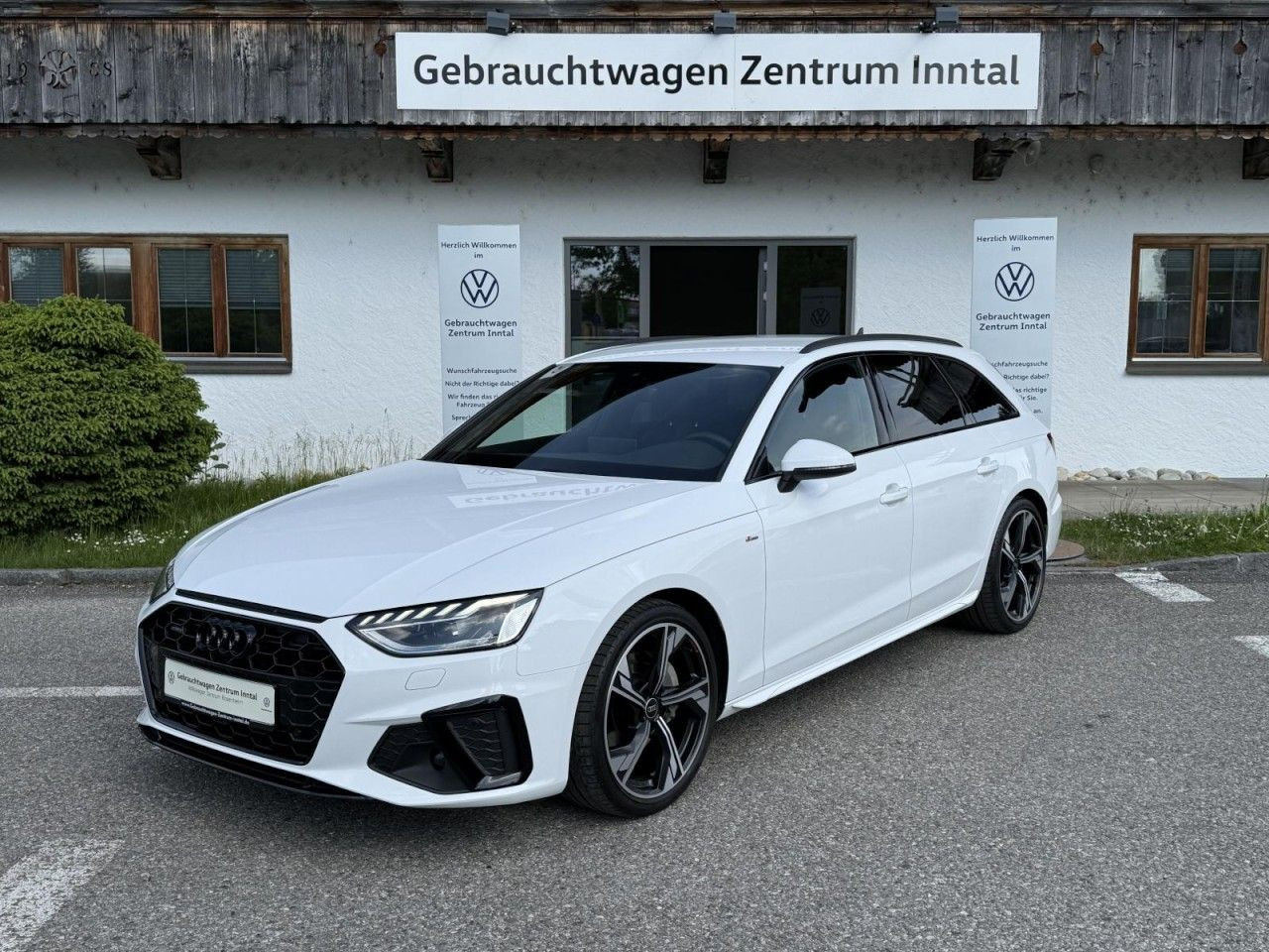 A4 Avant 40 TDI S tronic quattro S line (OptikPaket+AHK+LED)