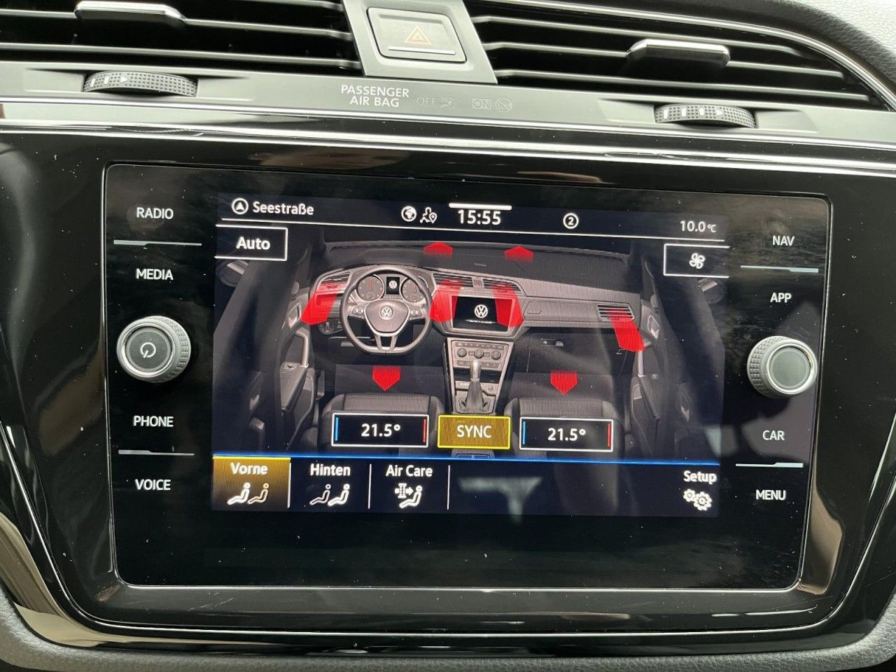 Touran 2,0 TDI DSG Highline (AHK+RearView)