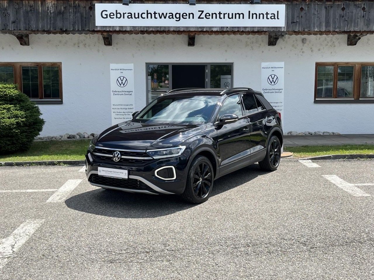 T-Roc 1,5 TSI DSG Black Style (RearView+LED+AppConnect)