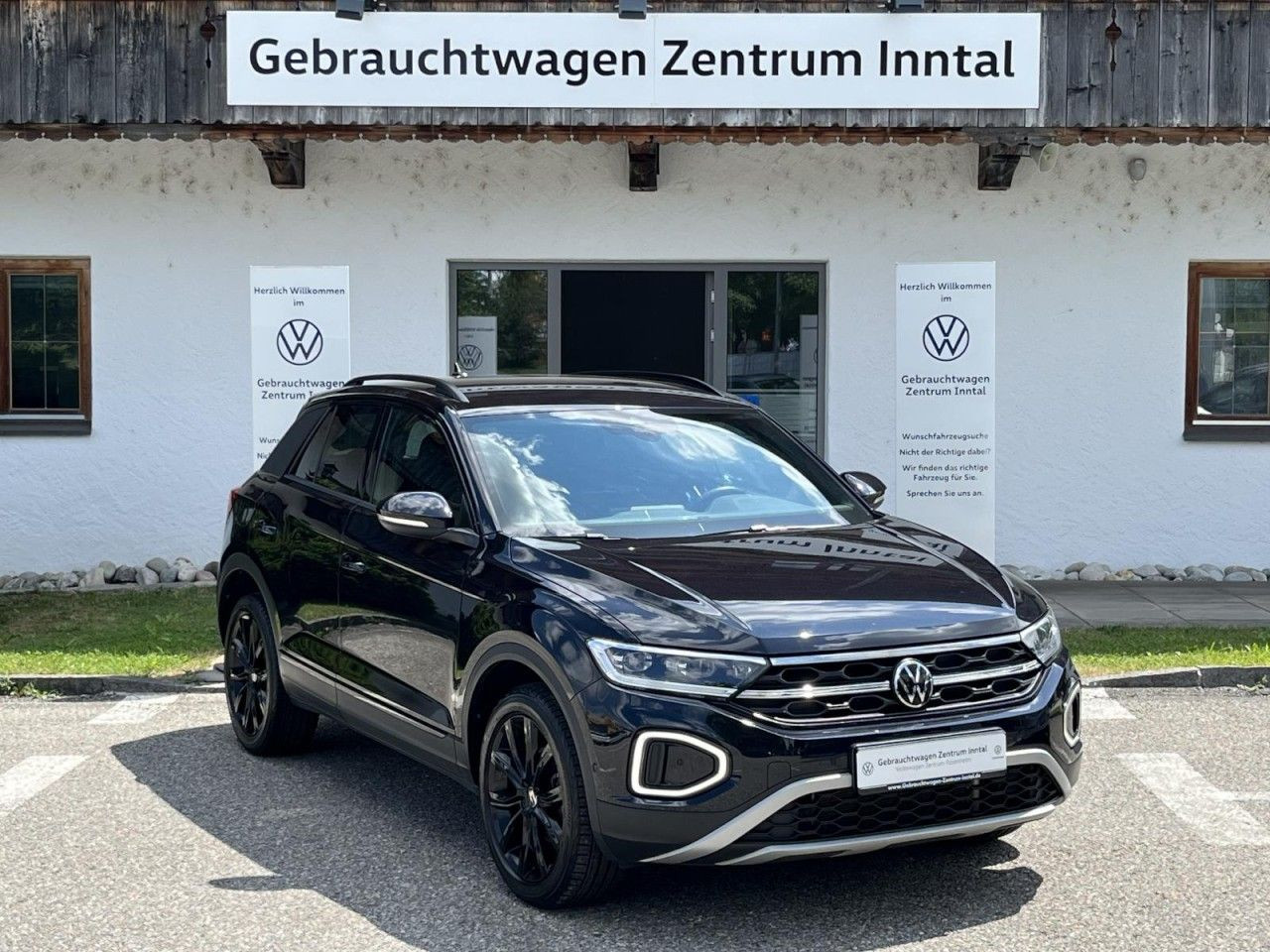 T-Roc 1,5 TSI DSG Black Style (RearView+LED+AppConnect)