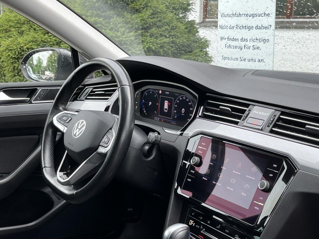 Passat Variant 2,0 TDI DSG Business (LED+Navi+AHK)