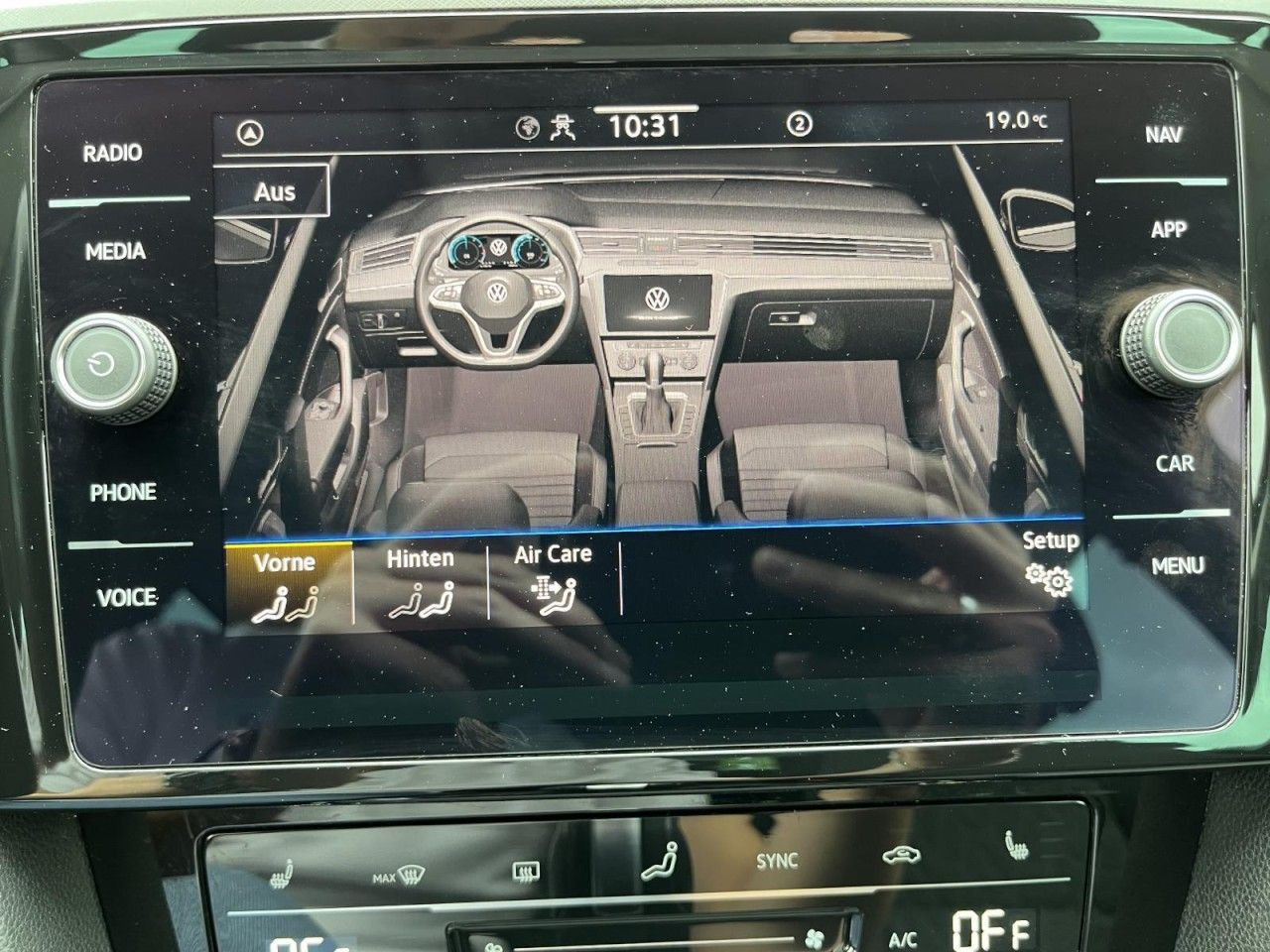 Passat Variant 2,0 TDI DSG Business (LED+Navi+AHK)