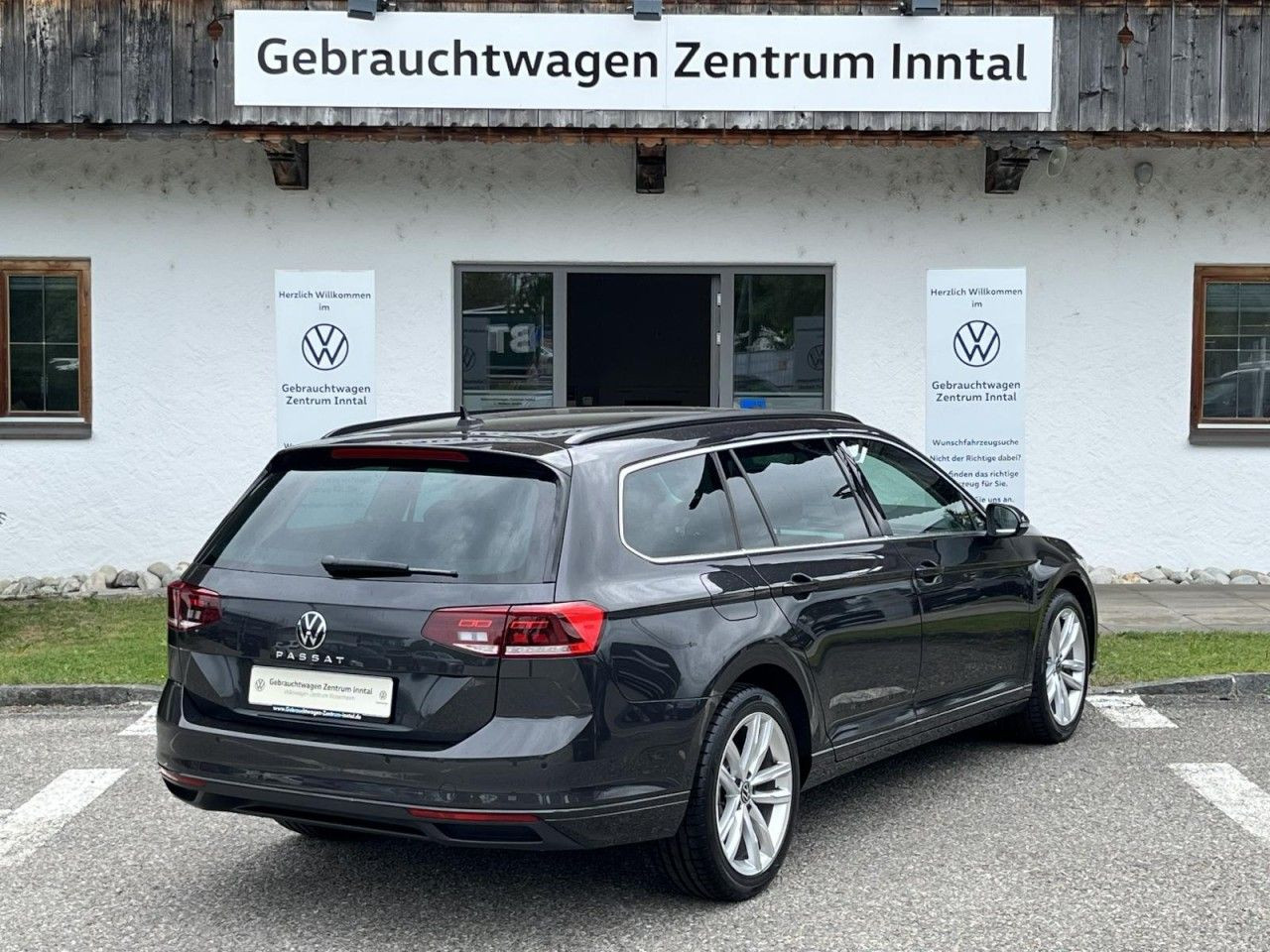 Passat Variant 2,0 TDI DSG Business (LED+Navi+AHK)