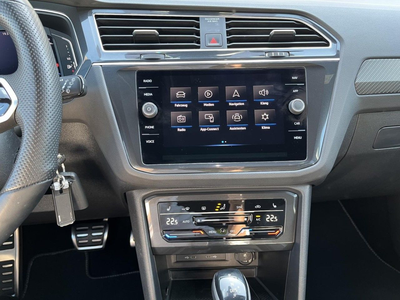 Tiguan 2,0 TSI DSG 4Motion R-Line (IQLight+AHK)