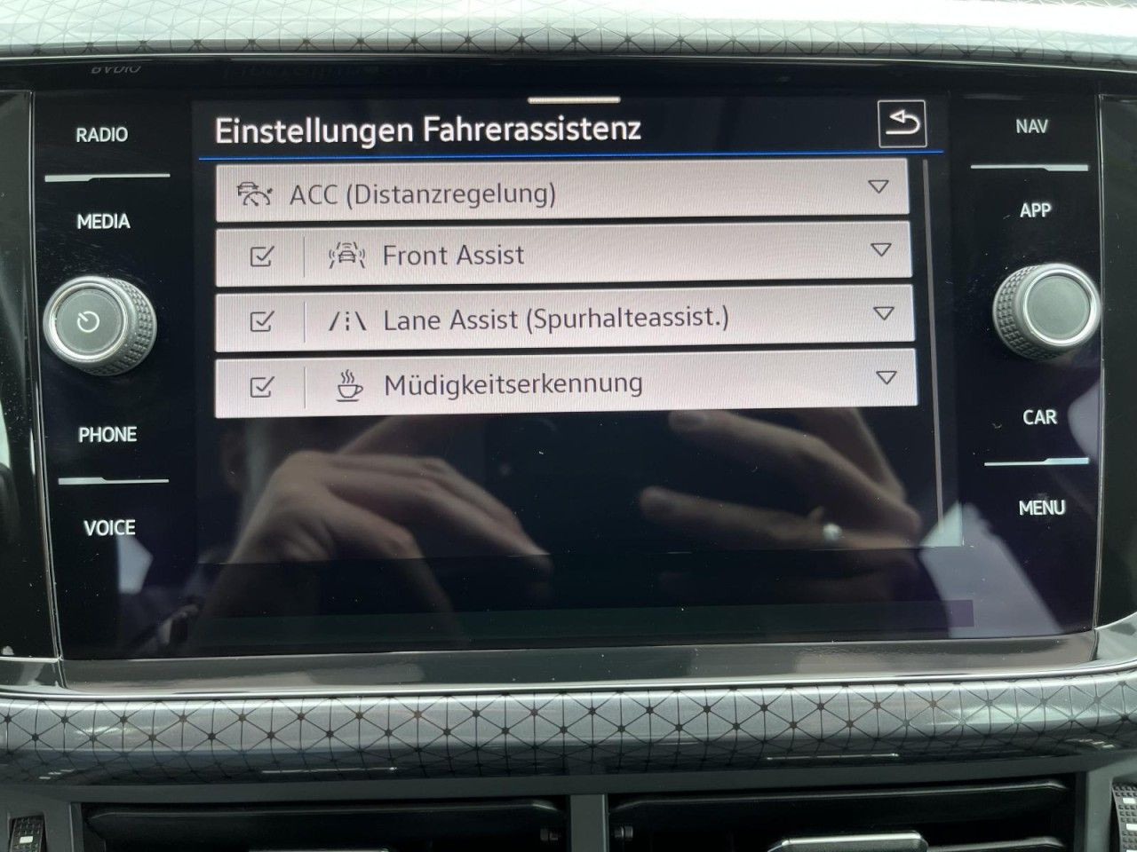 T-Cross 1,0 TSI Style (LED+RearView+ACC)
