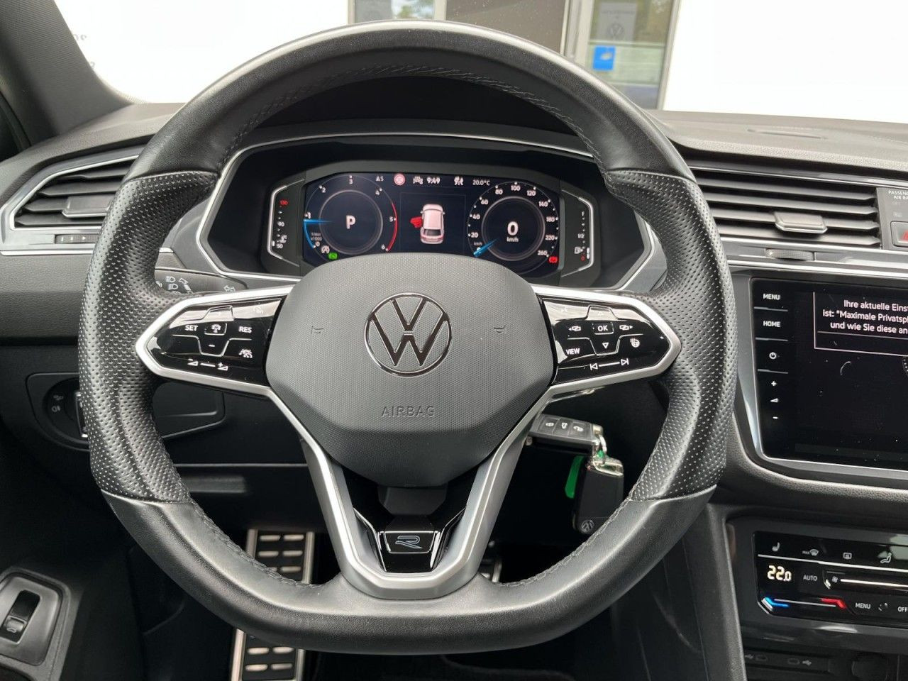Tiguan Allspace 2,0 TDI DSG 4Motion R-Line BlackStyle (AHK+RearView)