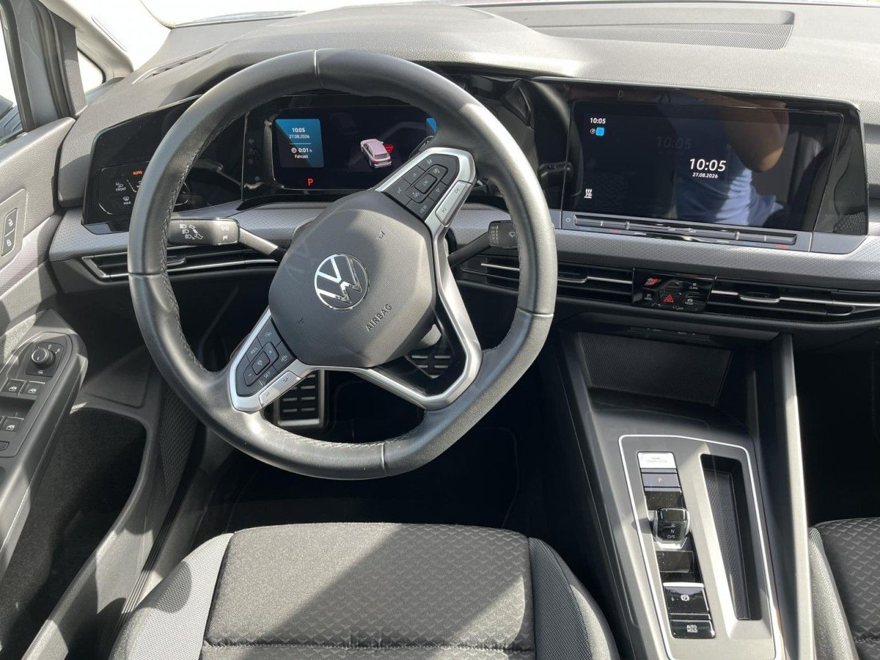 Golf VIII Variant 1.5 eTSI Active DSG (LEDPlus, NAVI,APP,SH)
