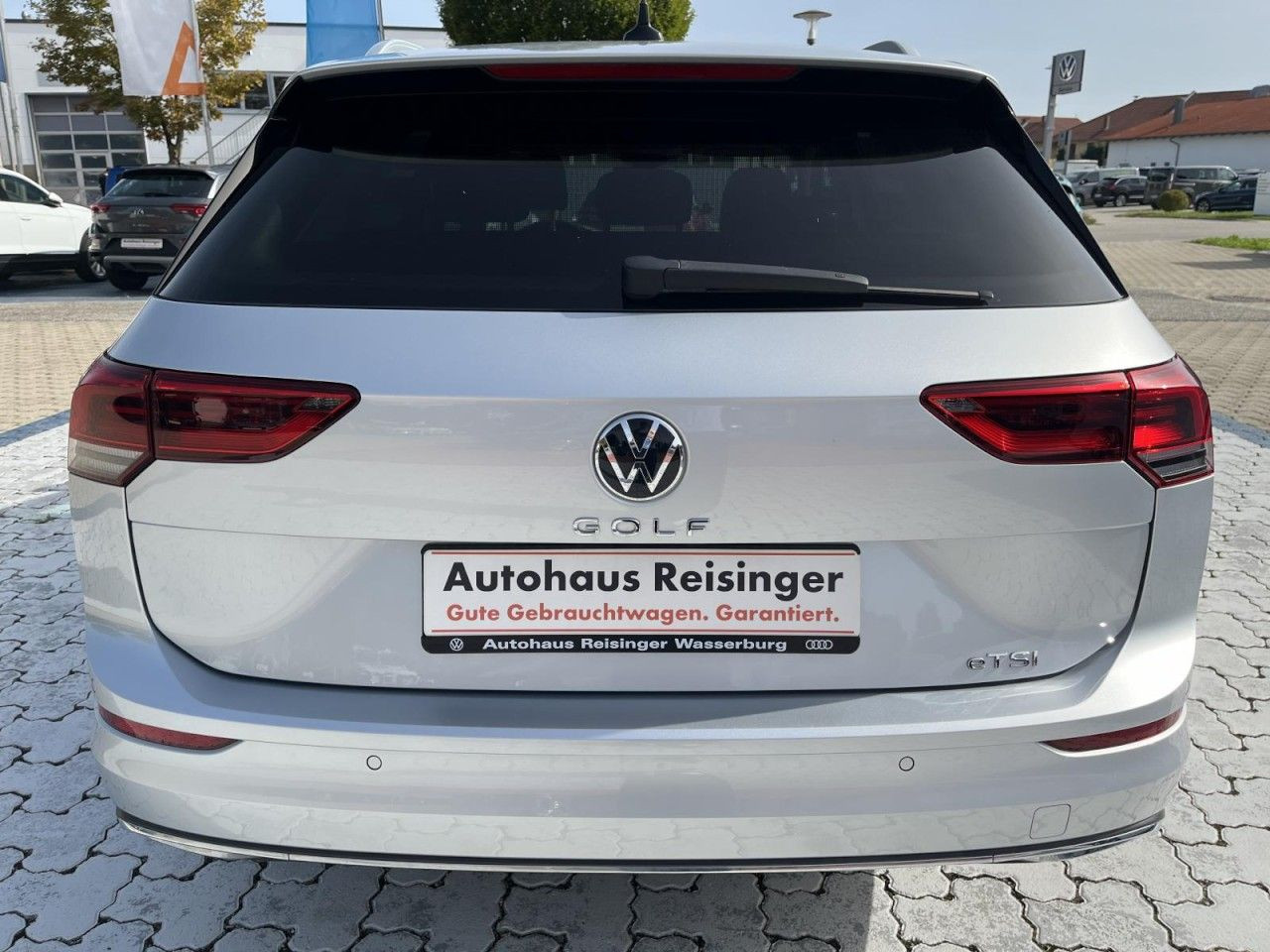 Golf VIII Variant 1.5 eTSI Active DSG (LEDPlus, NAVI,APP,SH)