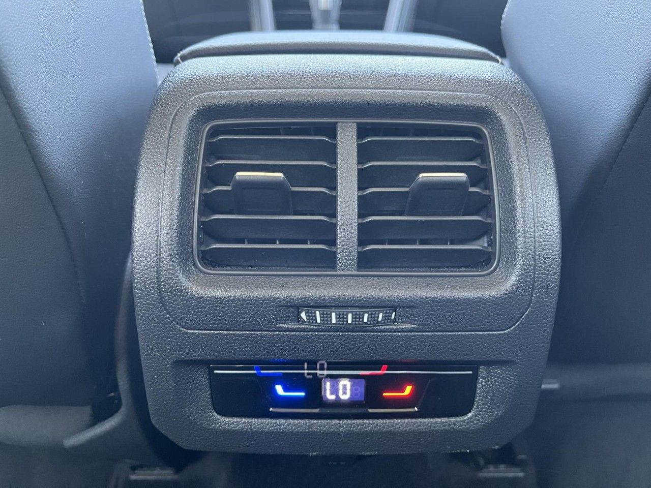 Touran 2.0 TDI GOAL DSG (IQLight+NAVI+APP+ACC+AHK)