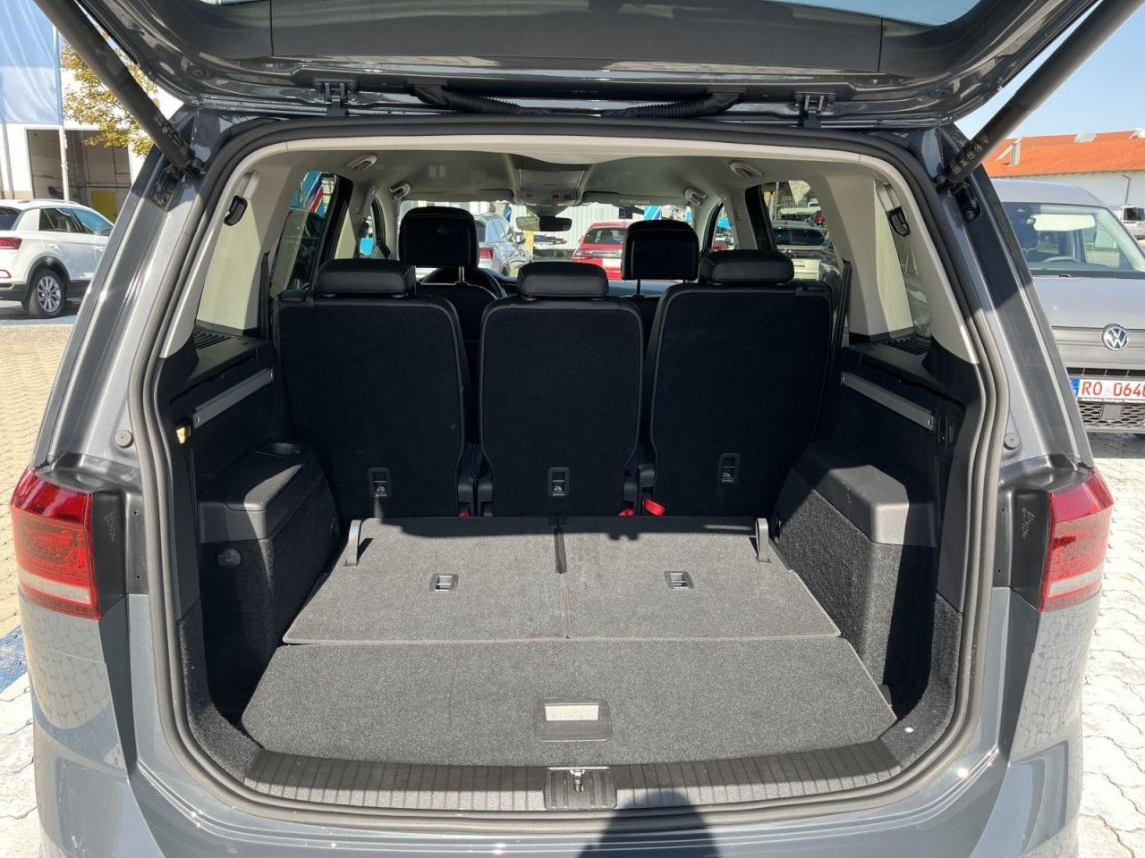 Touran 2.0 TDI GOAL DSG (IQLight+NAVI+APP+ACC+AHK)