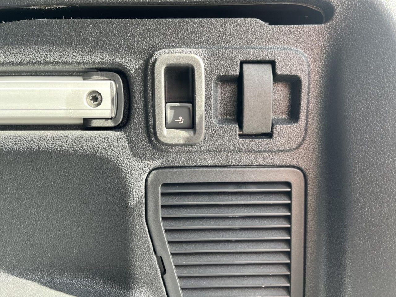 Touran 2.0 TDI GOAL DSG (IQLight+NAVI+APP+AHK+ACC)