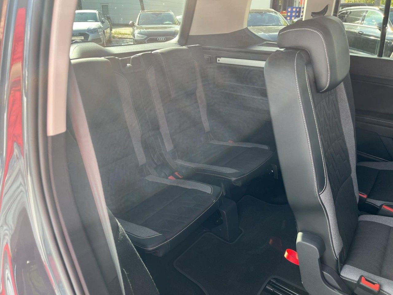 Touran 2.0 TDI GOAL DSG (IQLight+NAVI+APP+AHK+ACC)