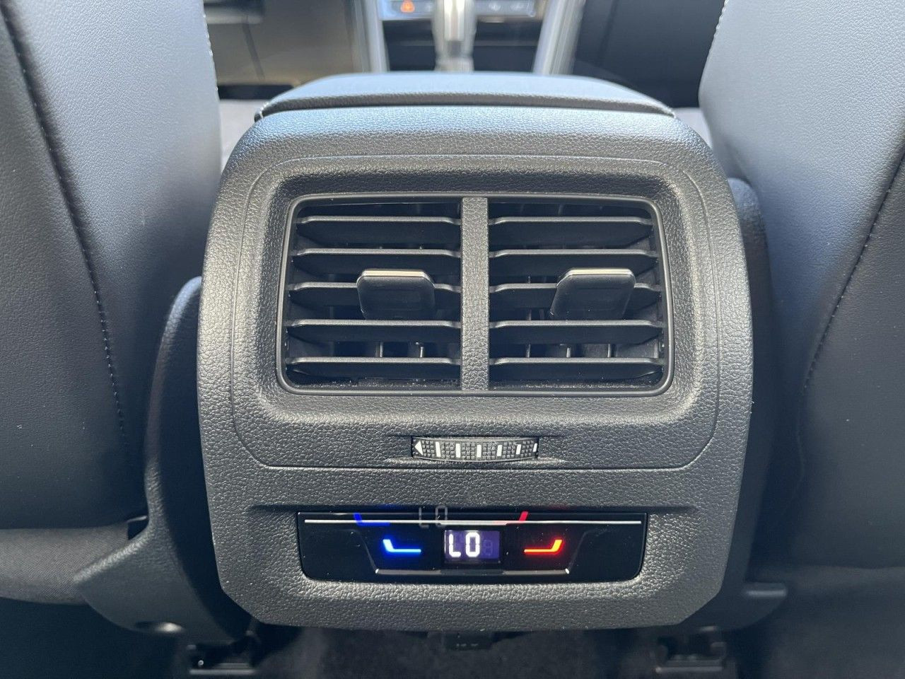Touran 2.0 TDI GOAL DSG (IQLight+NAVI+APP+AHK+ACC)