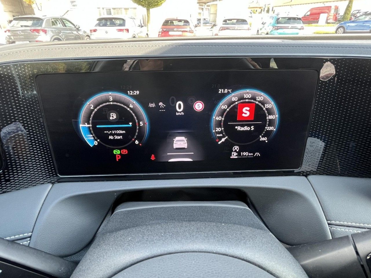 Tiguan 2.0 TDI GOAL DSG (AreaView+HeadUP+AHK+IQLight)