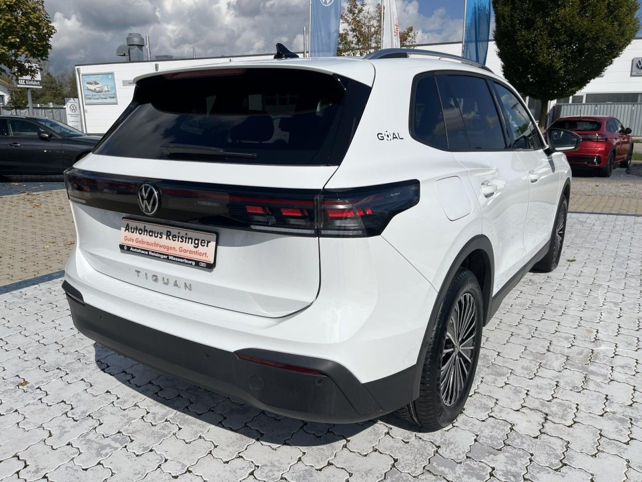 Tiguan 2.0 TDI GOAL DSG (AreaView+HeadUP+AHK+IQLight)