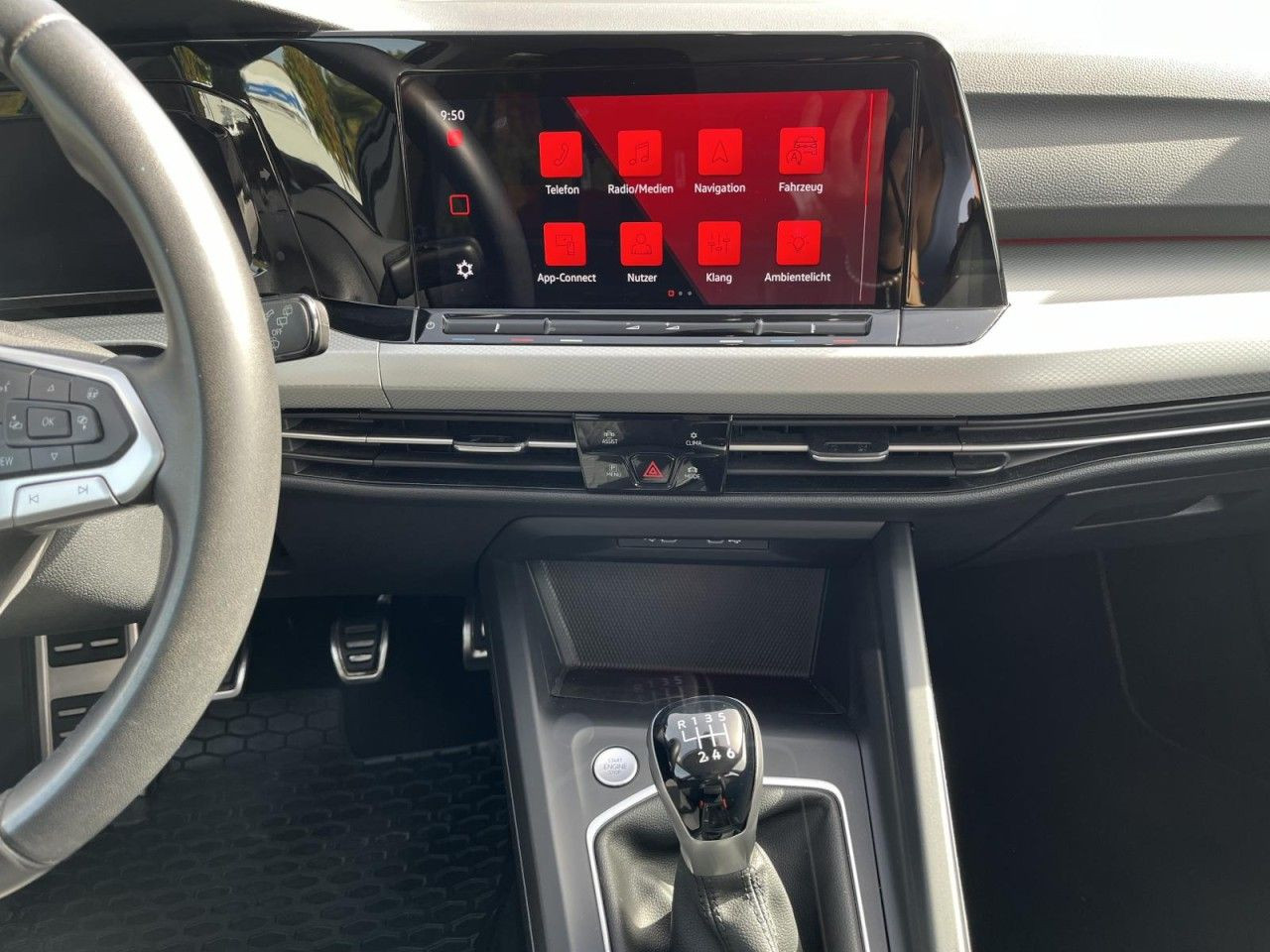 Golf VIII 1.5 TSI Move (LEDPlus+NAVI+RearVieW+APP)